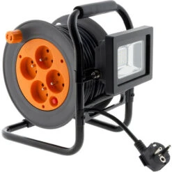Enrouleur électrique 4 Prises 16A 2P+T Avec Projecteur LED 10W - Câble HO5VV-F 3G1 15m Avec Guide Câble - Zenitech -Goobayd Magasin 7444039 3